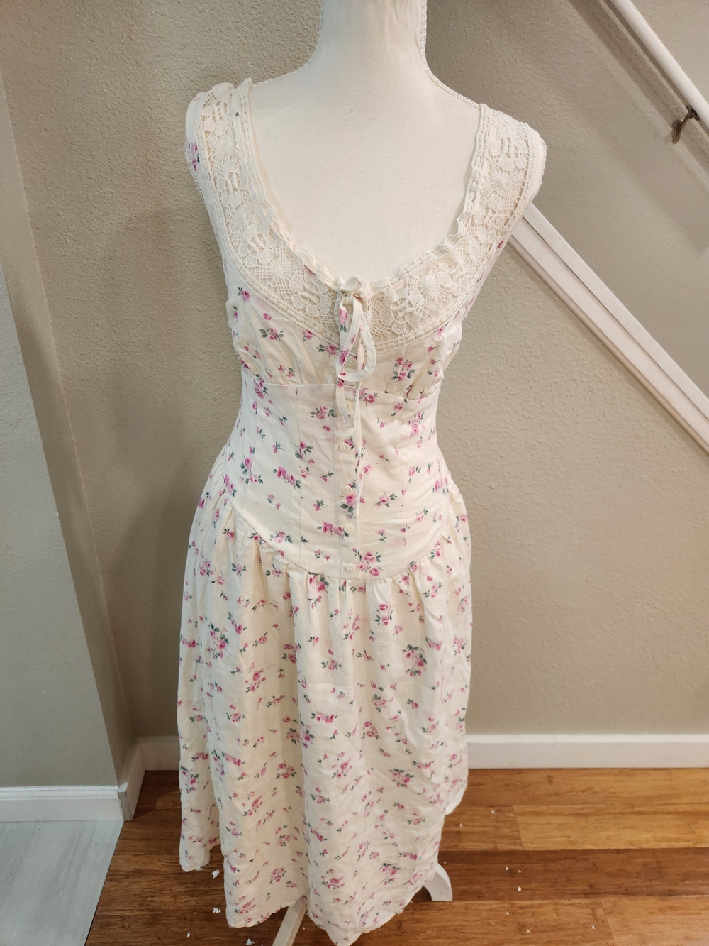 wild fable Cream Midi Dress with Pink Floral Print and Lace